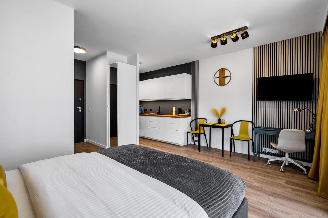 Lotnisko Chopina Modern Studio วอร์ซอ ภายนอก รูปภาพ